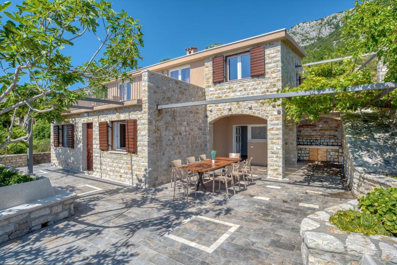 Old Stone Villa Vrba Свети Стефан Екстериор снимка